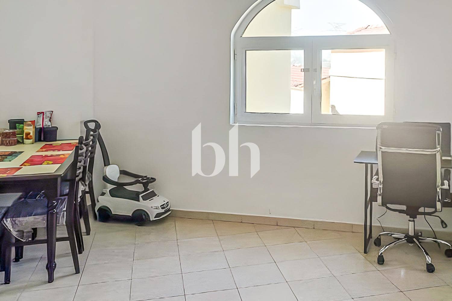 1 Bedroom Apartment in Building 79 - photo 2