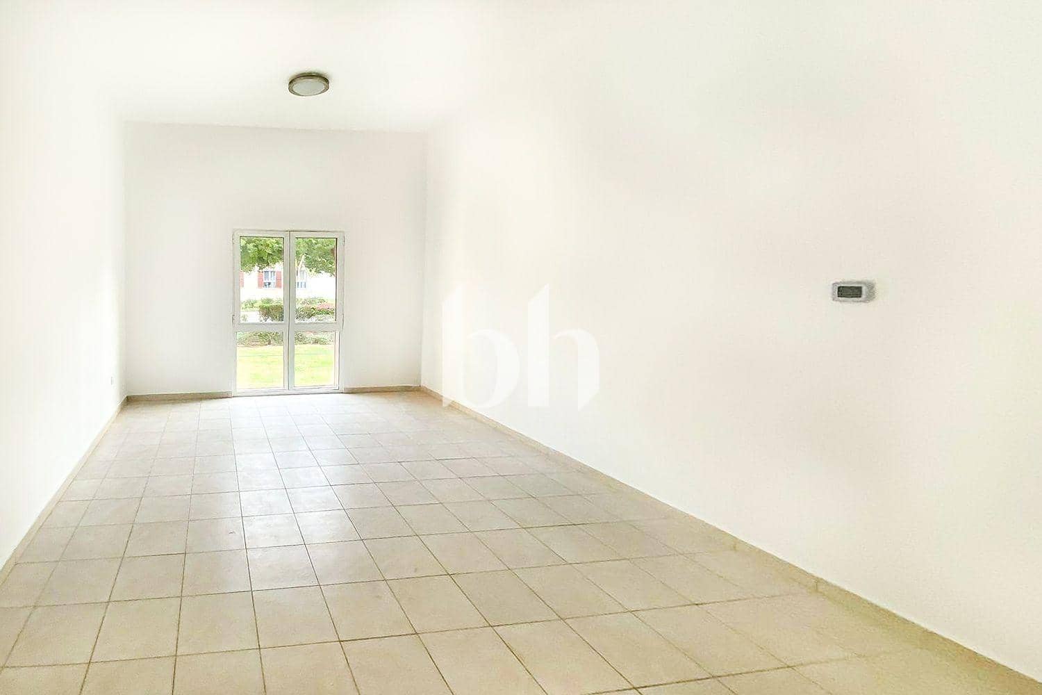 1 Bedroom Apartment in Building 88, Mediterranean Cluster - photo 1