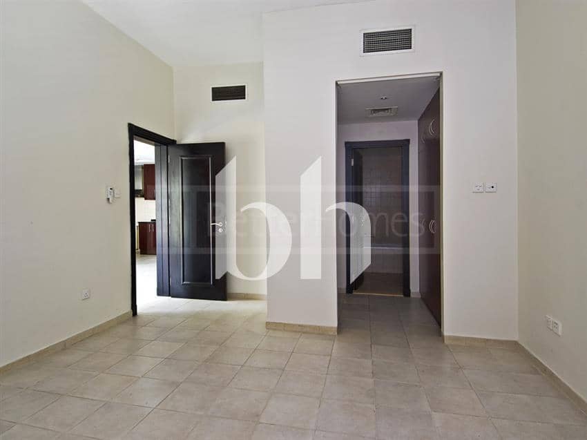 1 Bedroom Apartment in Building 80 - photo 2