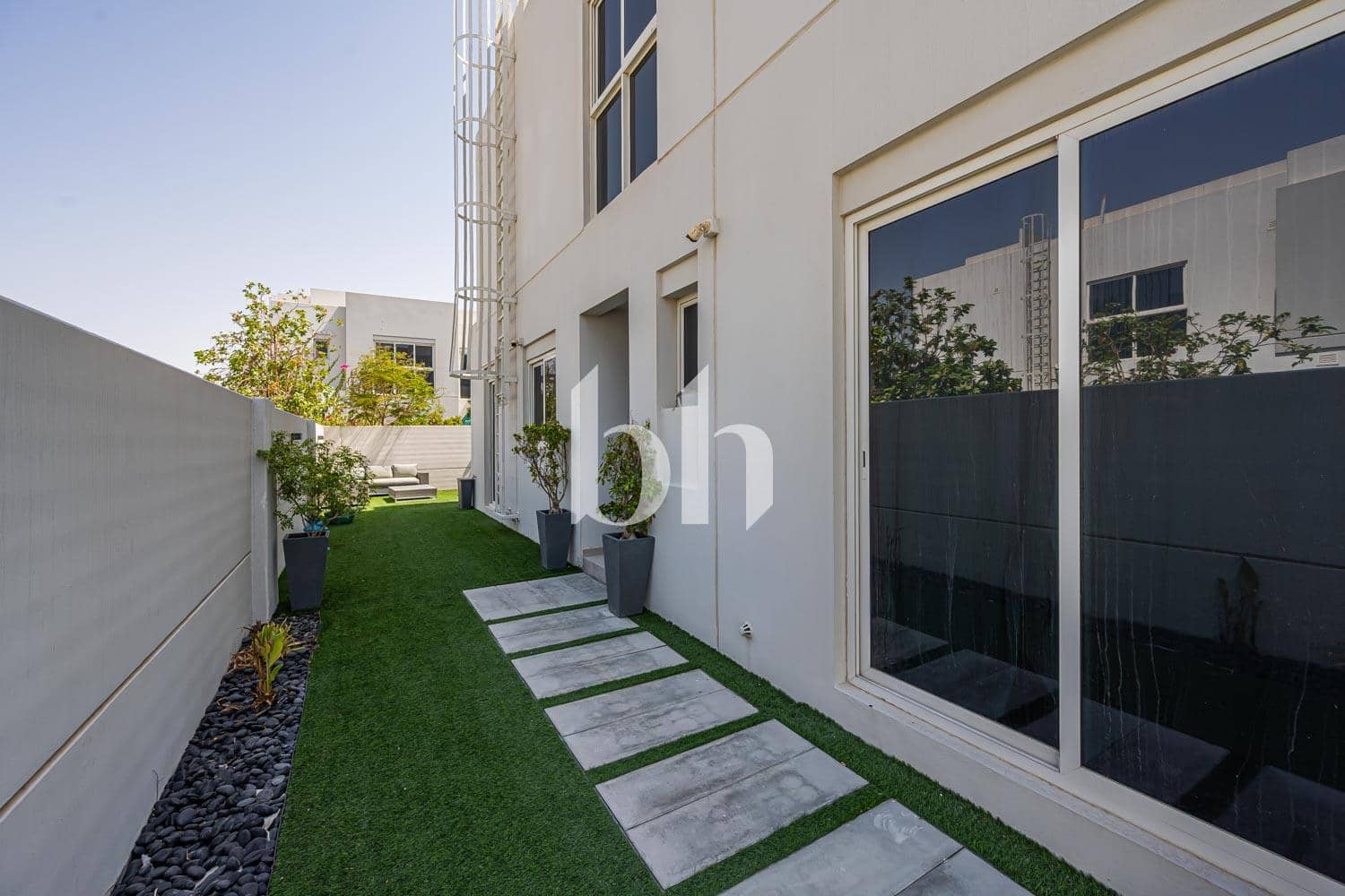 4 Bedroom Townhouse in Arabella Townhouses 3 - photo 2