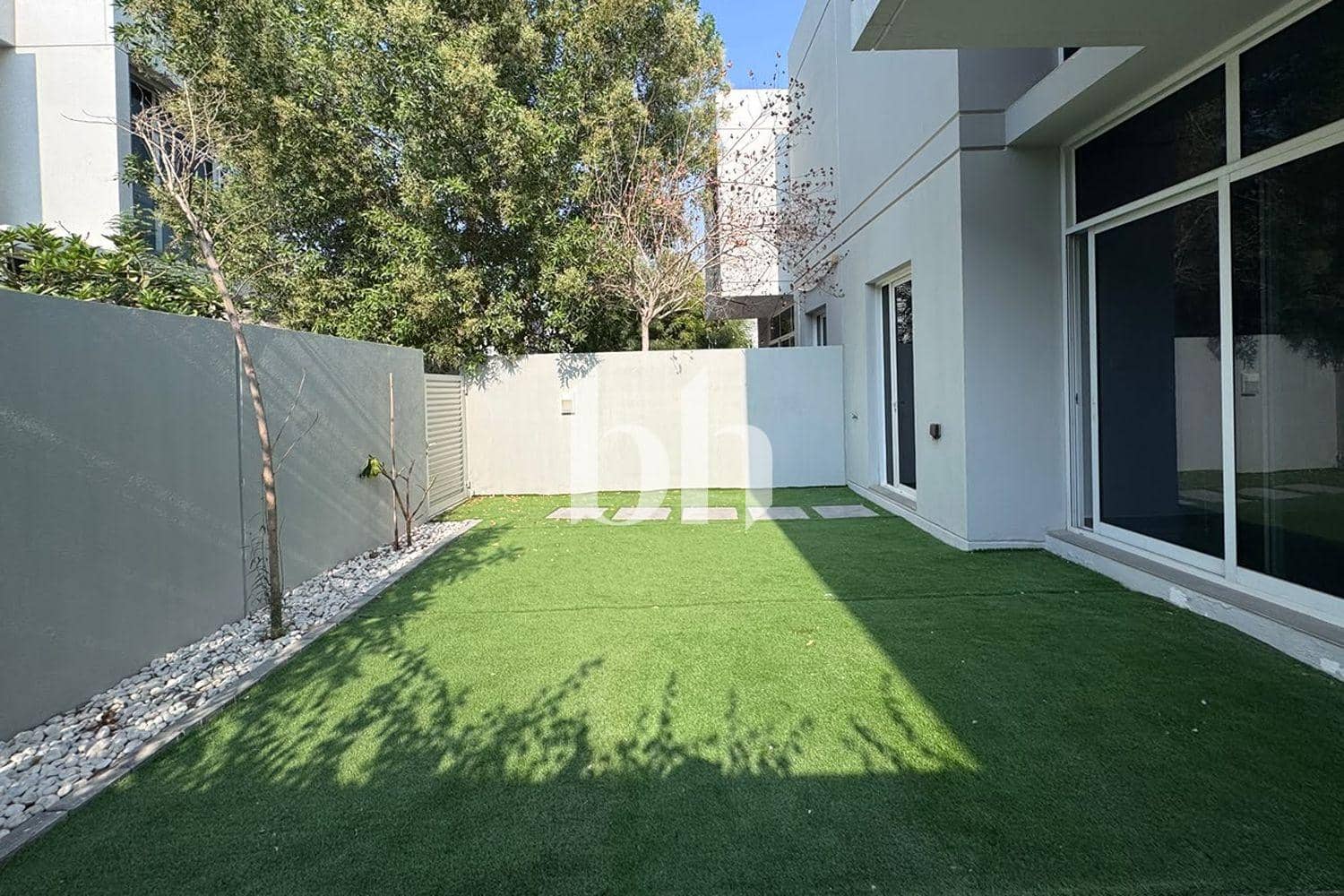 3 Bedroom Townhouse in Arabella Townhouses 2 - photo 1