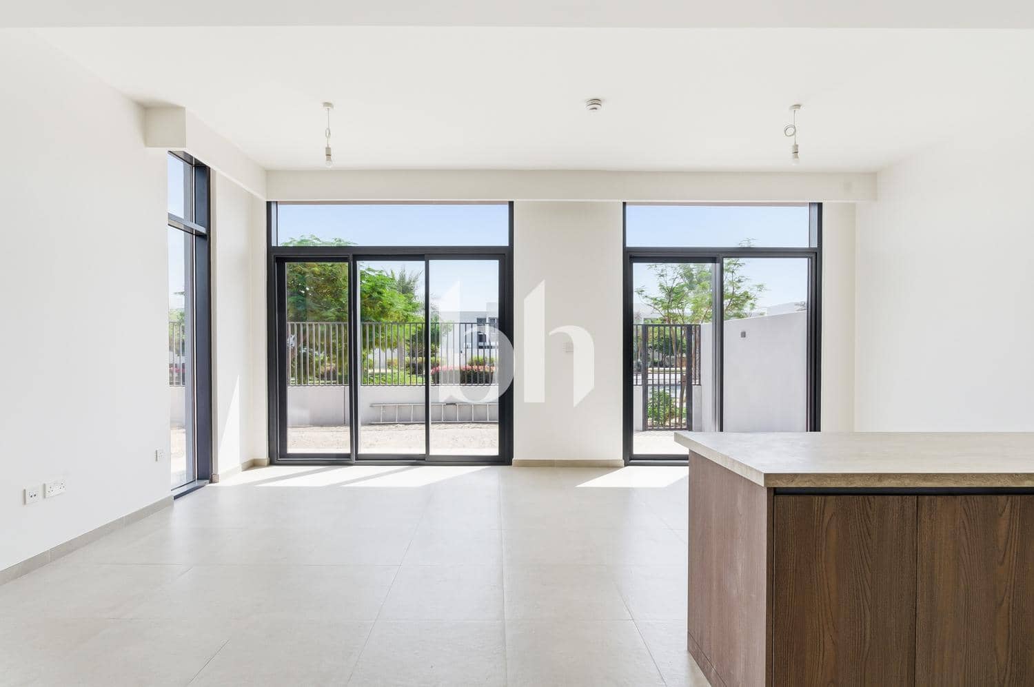 4 Bedroom Townhouse in Mudon Al Ranim 1 - photo 2