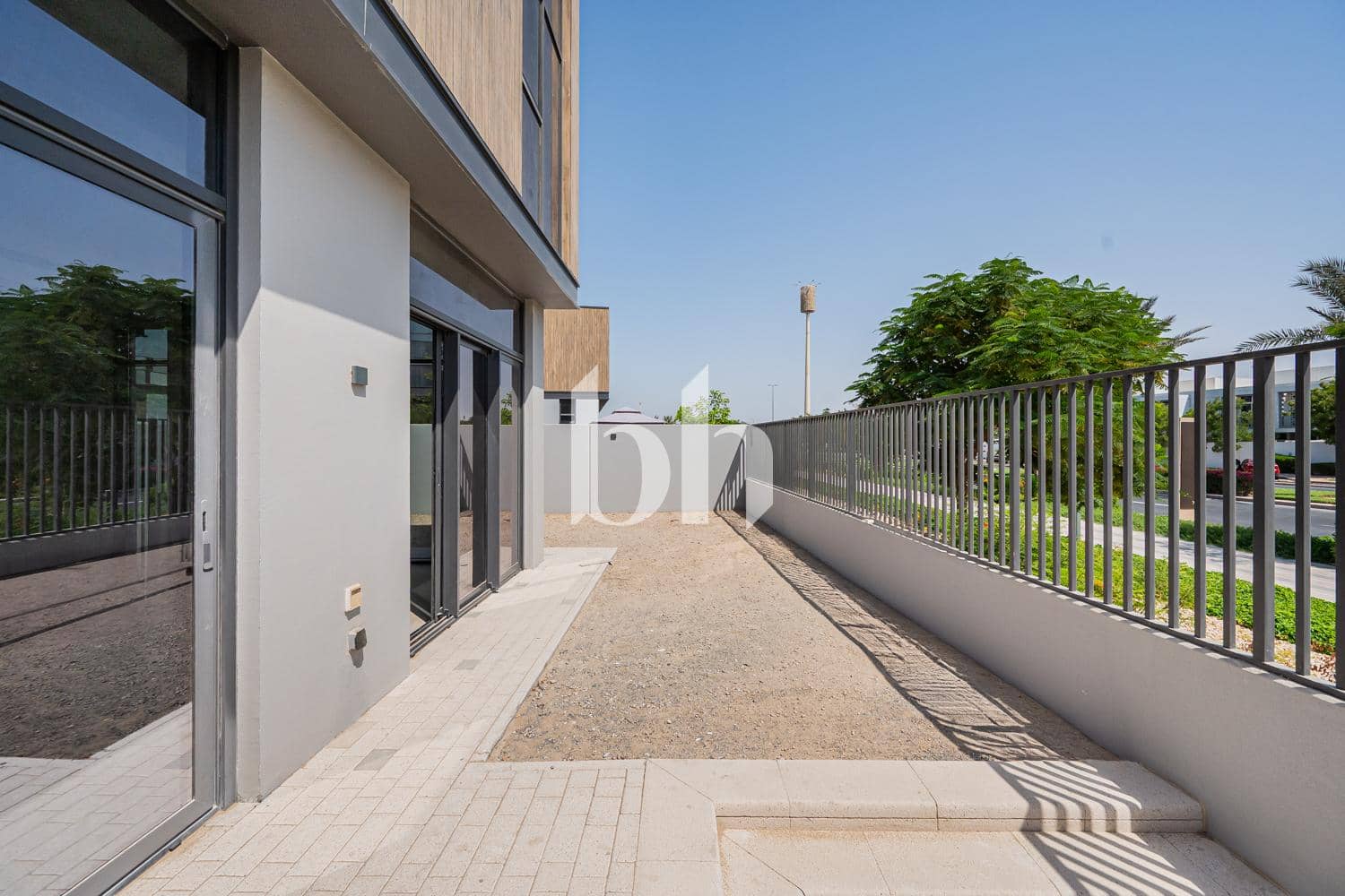 4 Bedroom Townhouse in Mudon Al Ranim 1 - photo 1