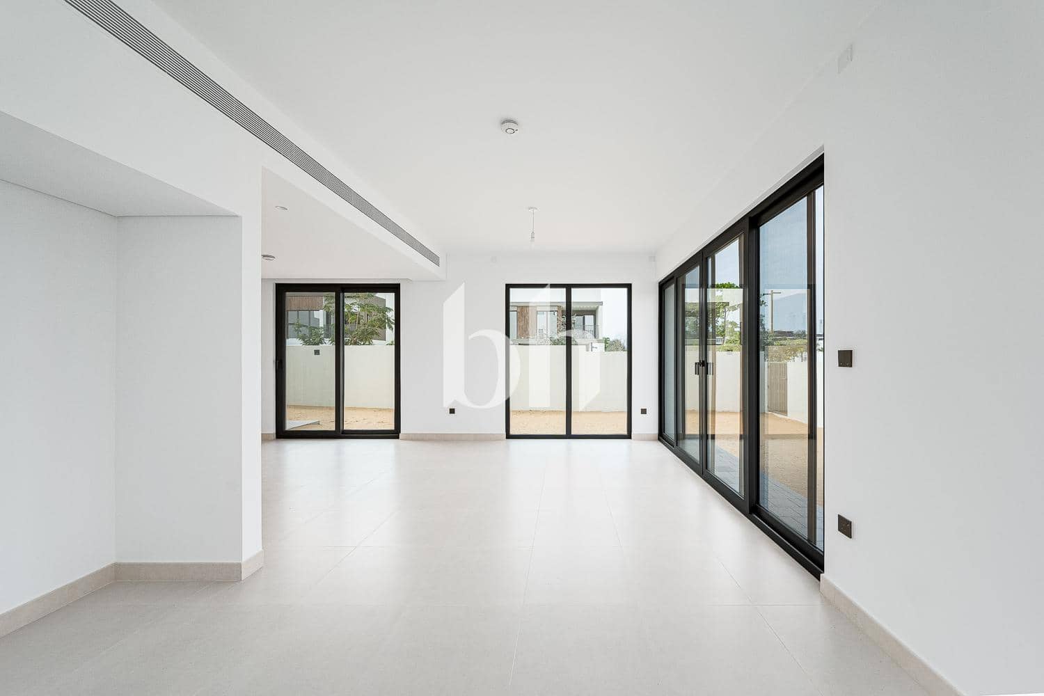 4 Bedroom Villa in Aura Gardens A - photo 1