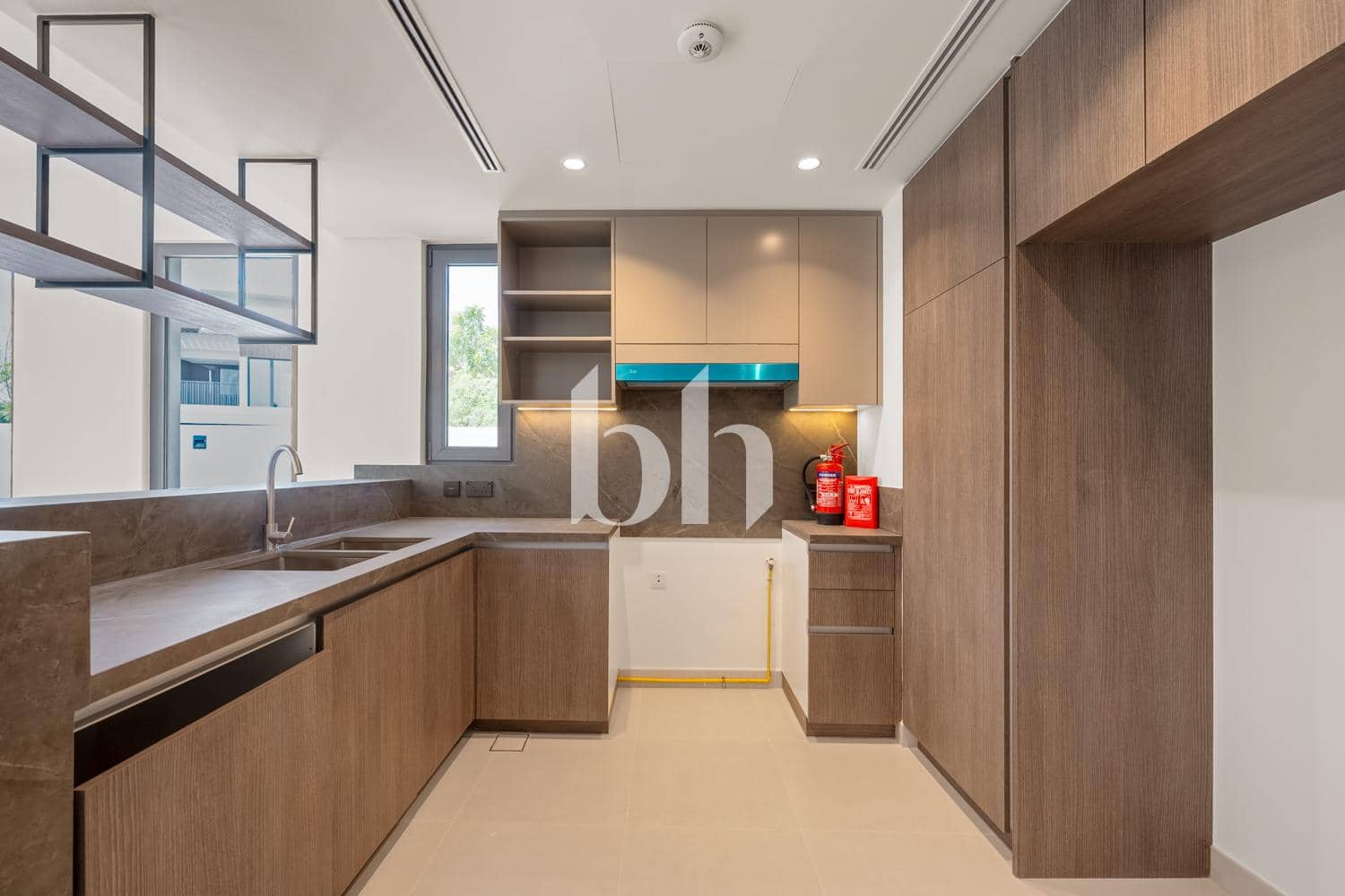 4 Bedroom Villa in Aura 1 - photo 2