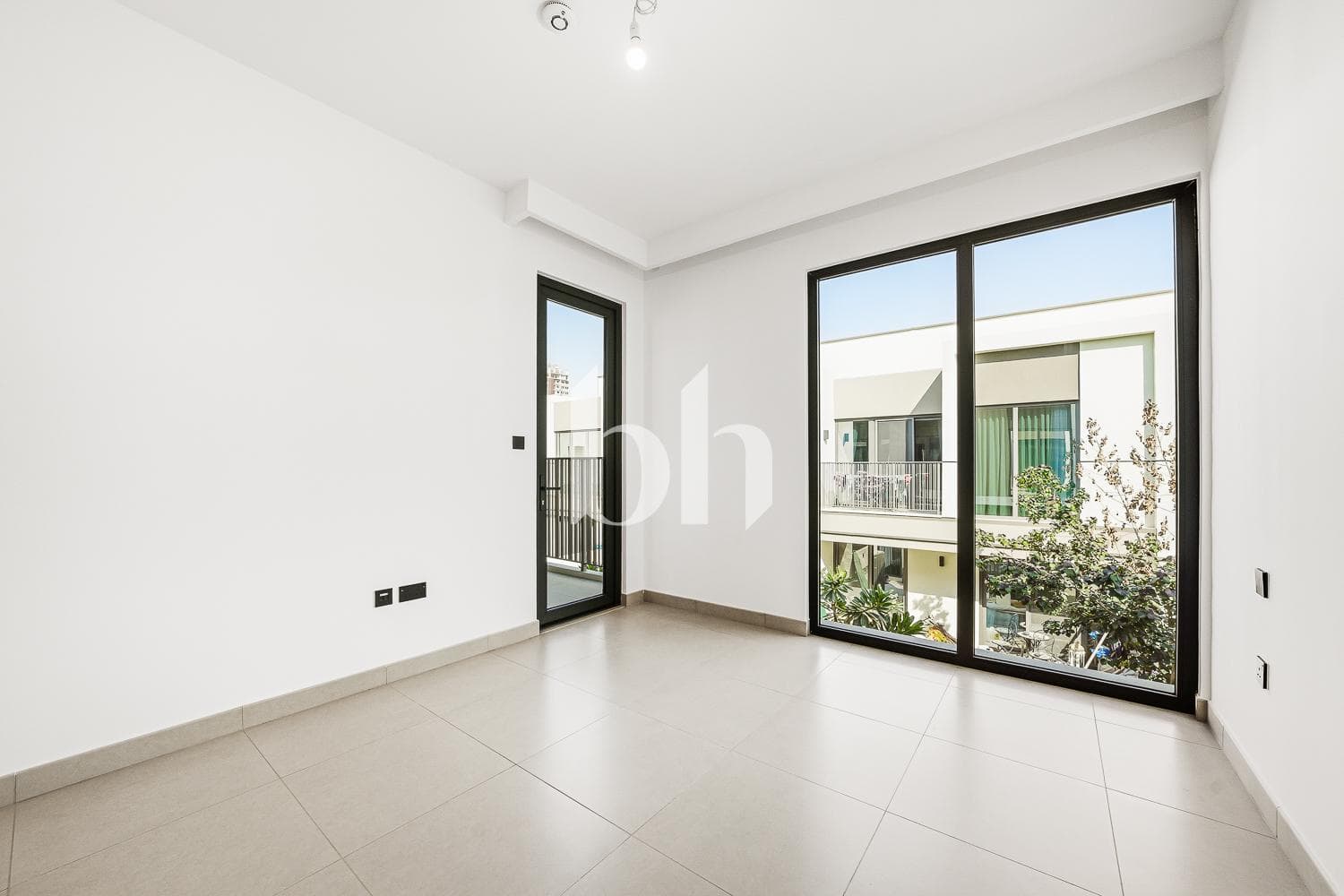 3 Bedroom Villa in Aura 1 - photo 2