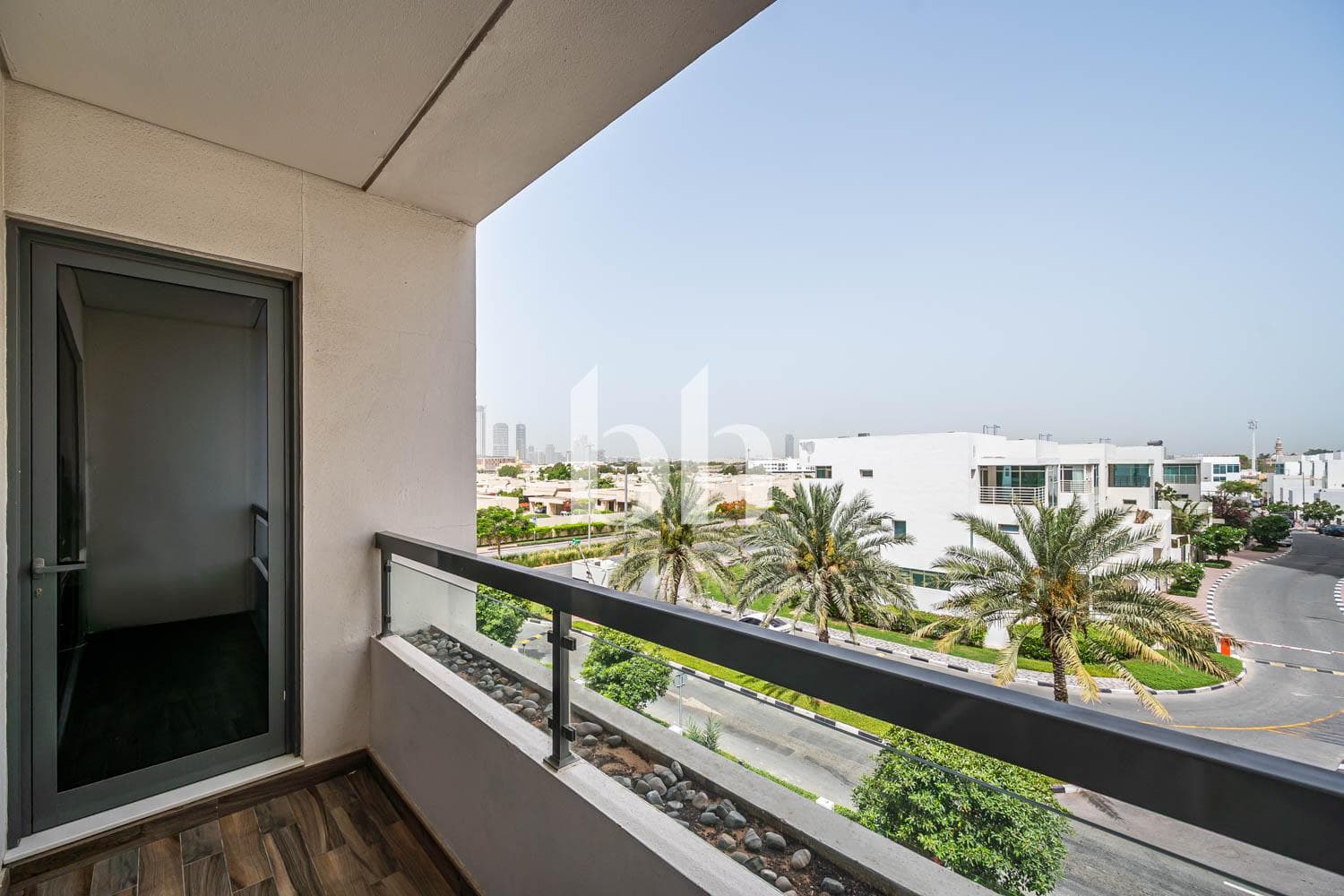 1 Bedroom Apartment in J5