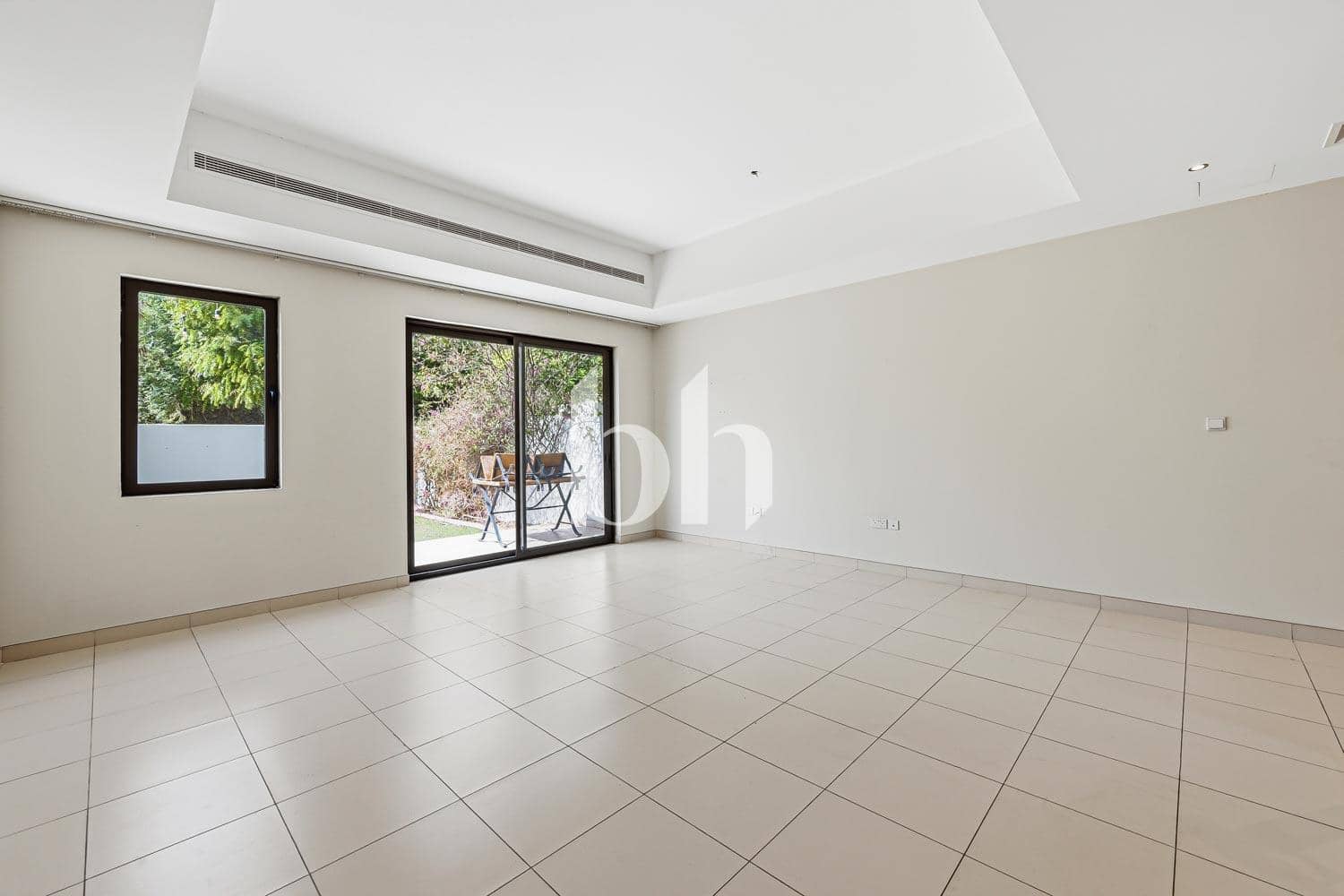 3 Bedroom Townhouse in Mira 1 - photo 2
