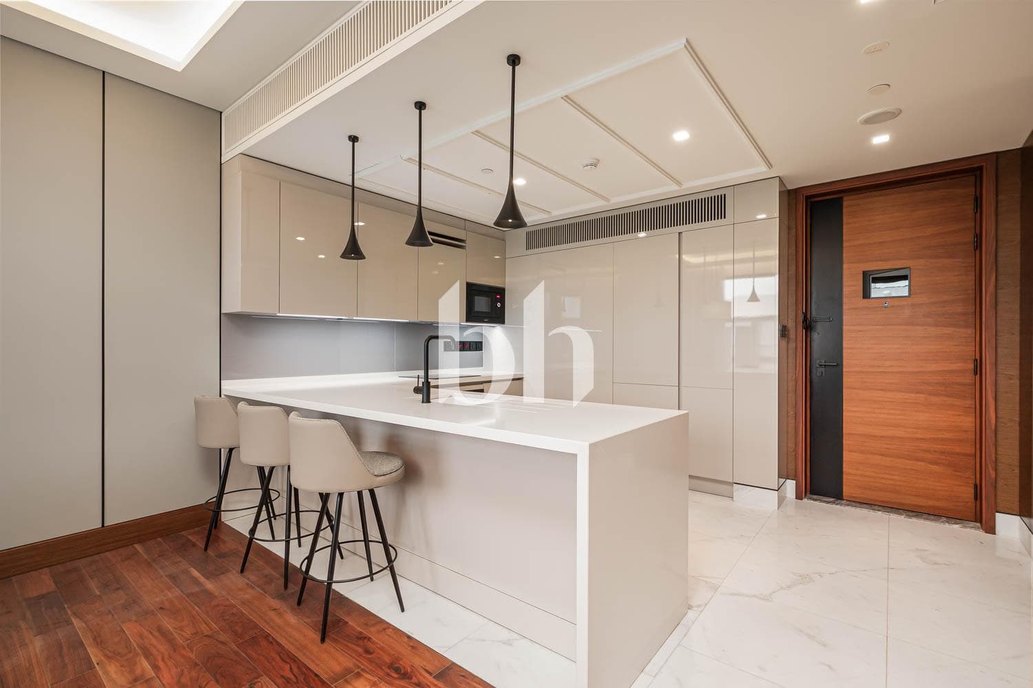1 Bedroom Apartment in Apartment Building 2 - photo 1