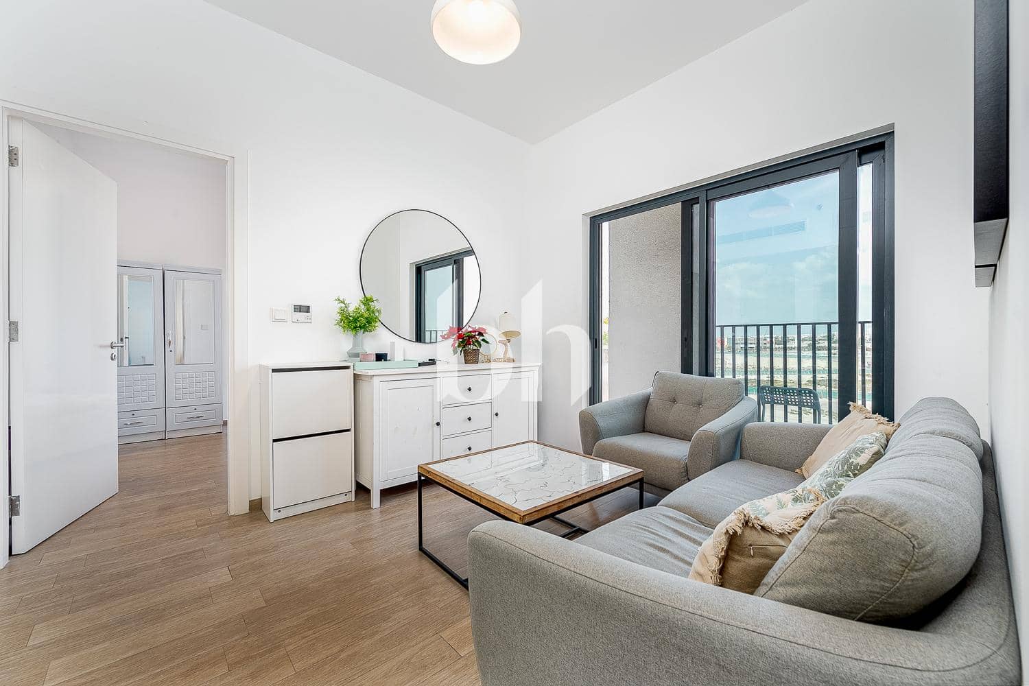 2 Bedroom Apartment in The Nook 1 - photo 2