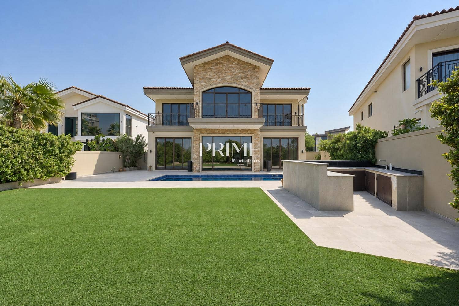 5 Bedroom Villa in Sanctuary Falls