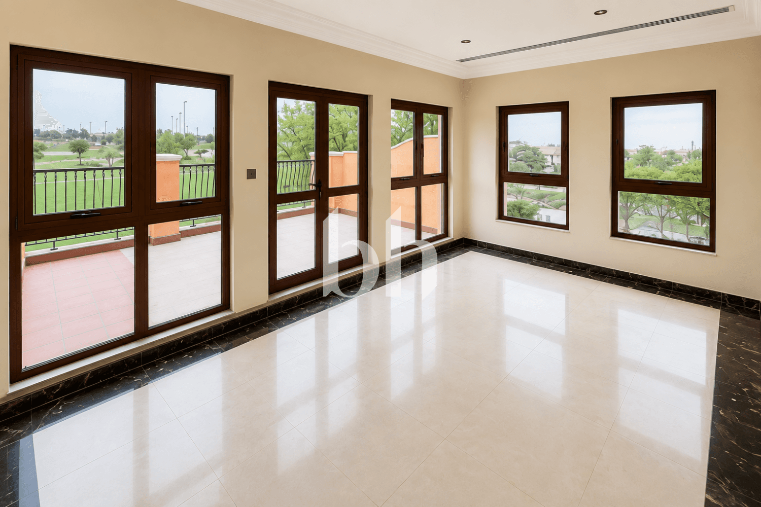 4 Bedroom Villa in Orange Lake - photo 2