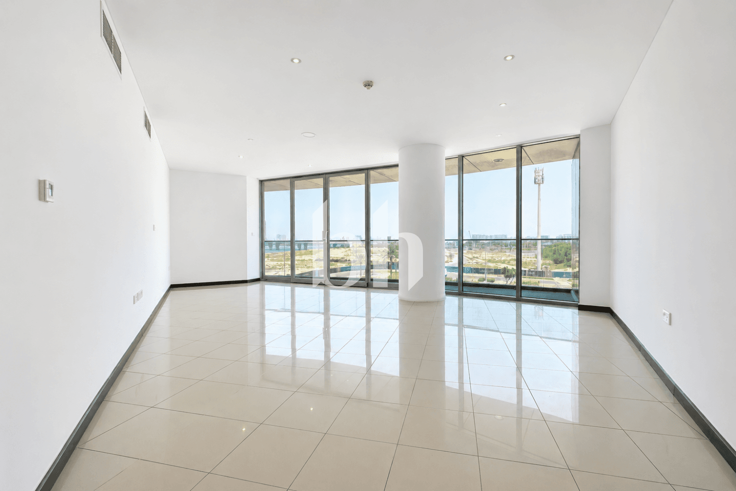 2 Bedroom Apartment in Marsa Plaza