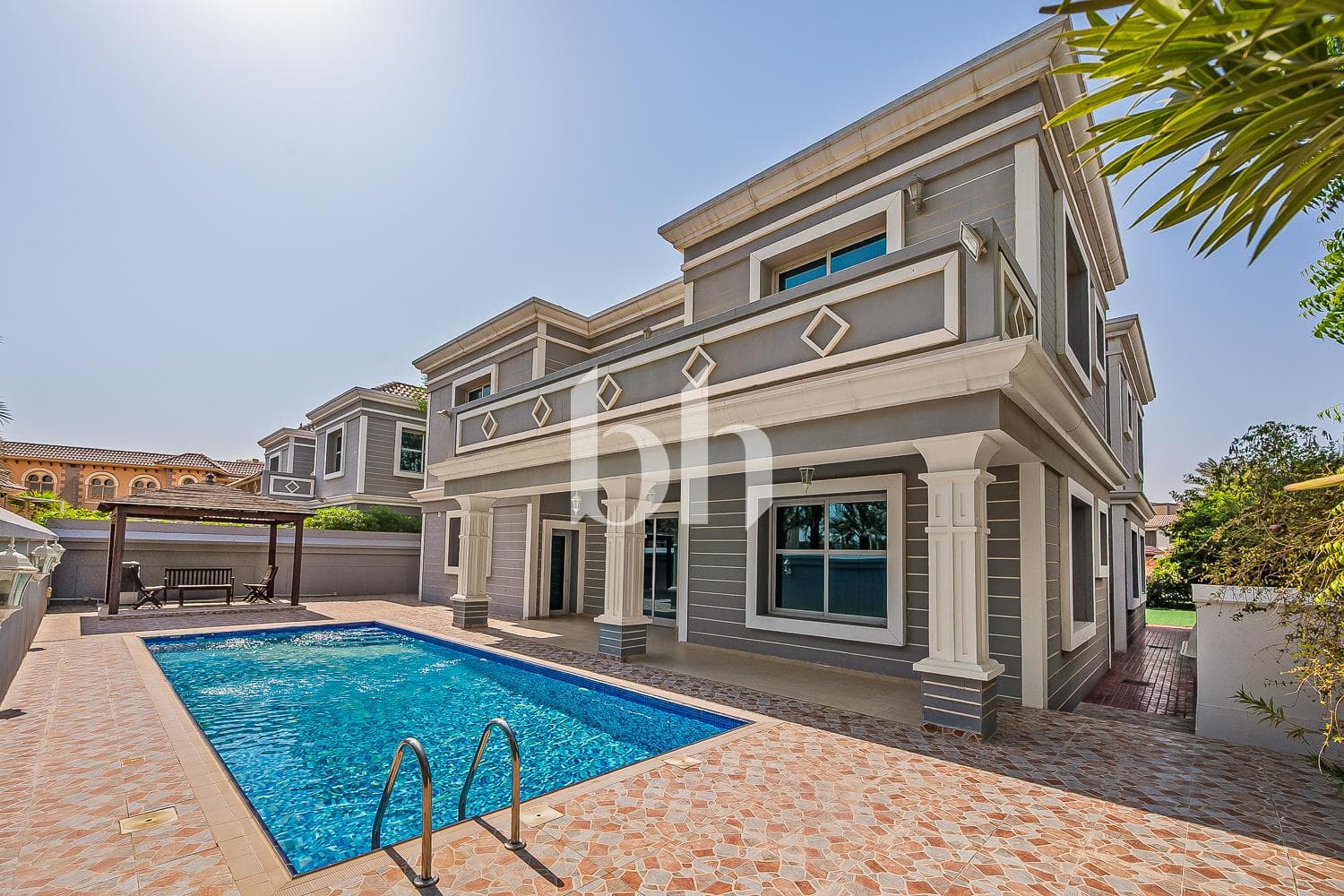5 Bedroom Villa in Western Residence South