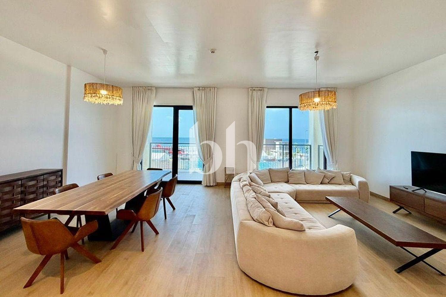 3 Bedroom Apartment in La Cote Building 5