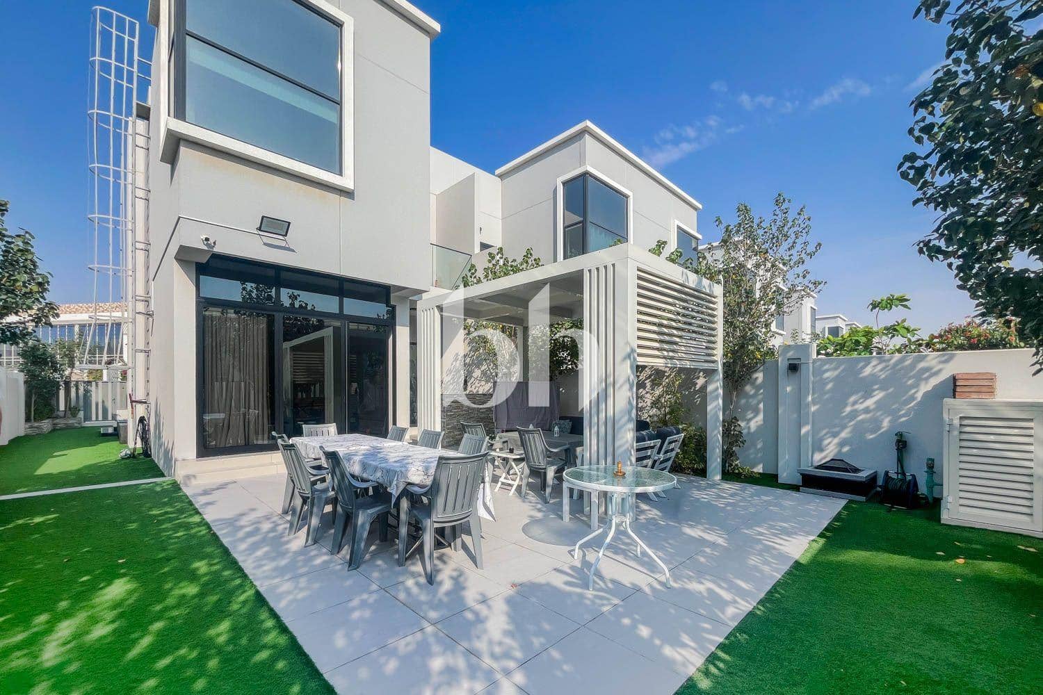 3 Bedroom Townhouse in Rukan Lofts