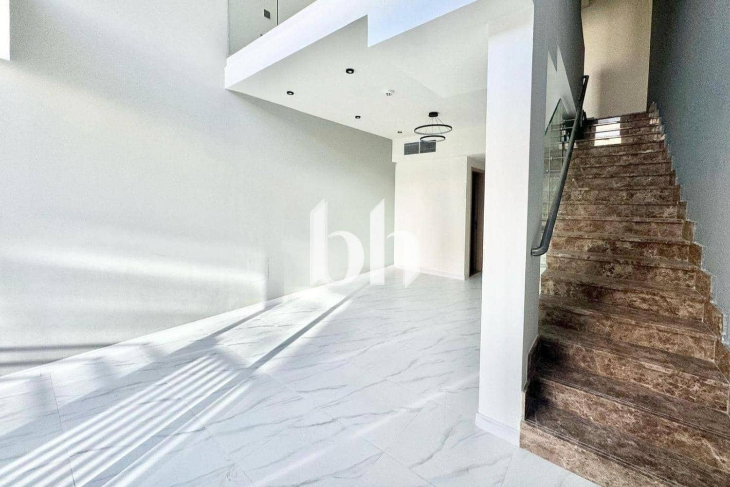 1 Bedroom Villa in Rukan Lofts - photo 2