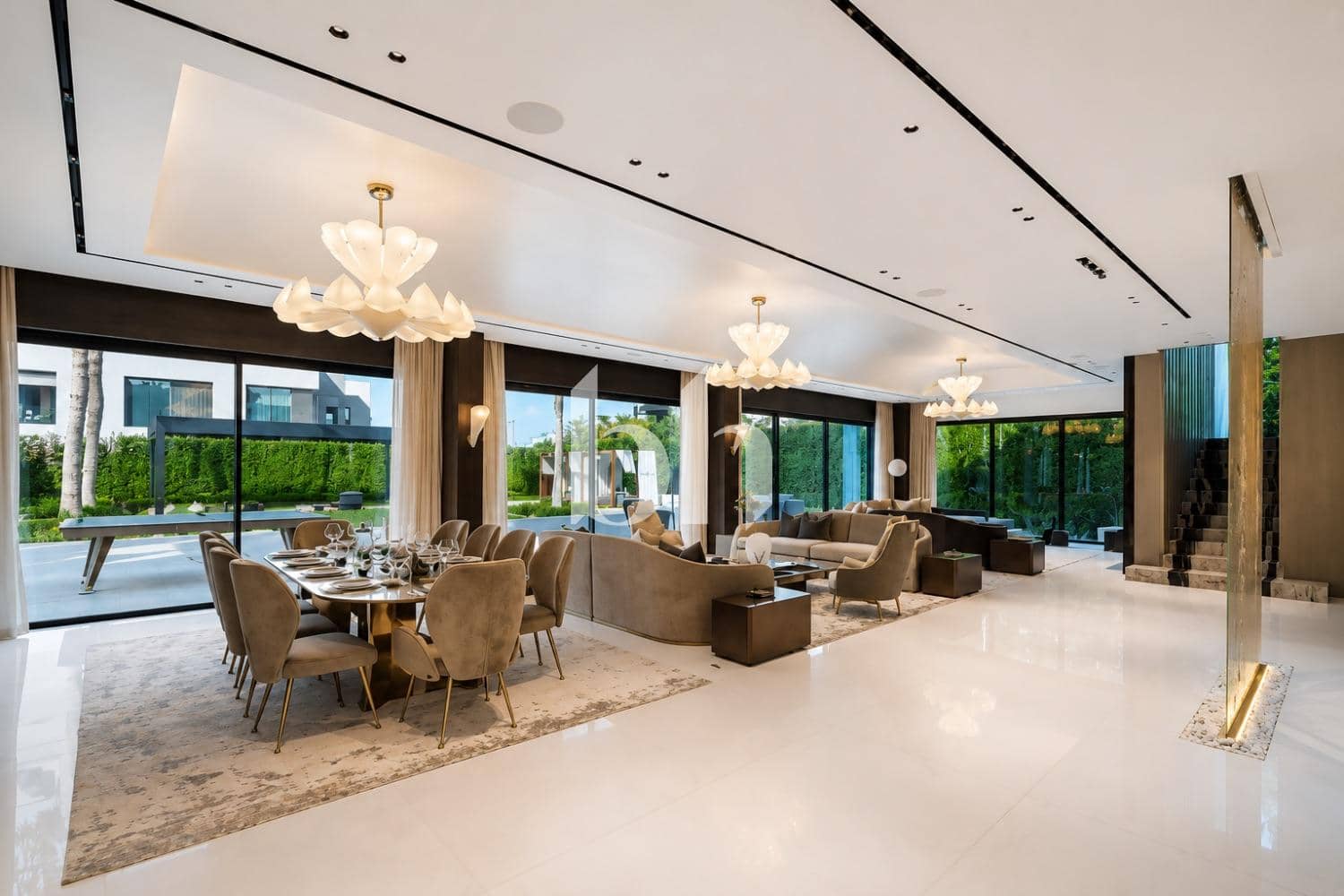6 Bedroom Villa in The Collection - photo 2