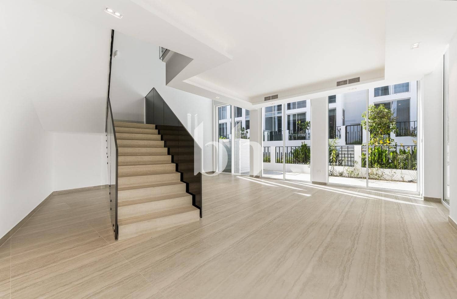 4 Bedroom Townhouse in Ixora 1 - photo 1