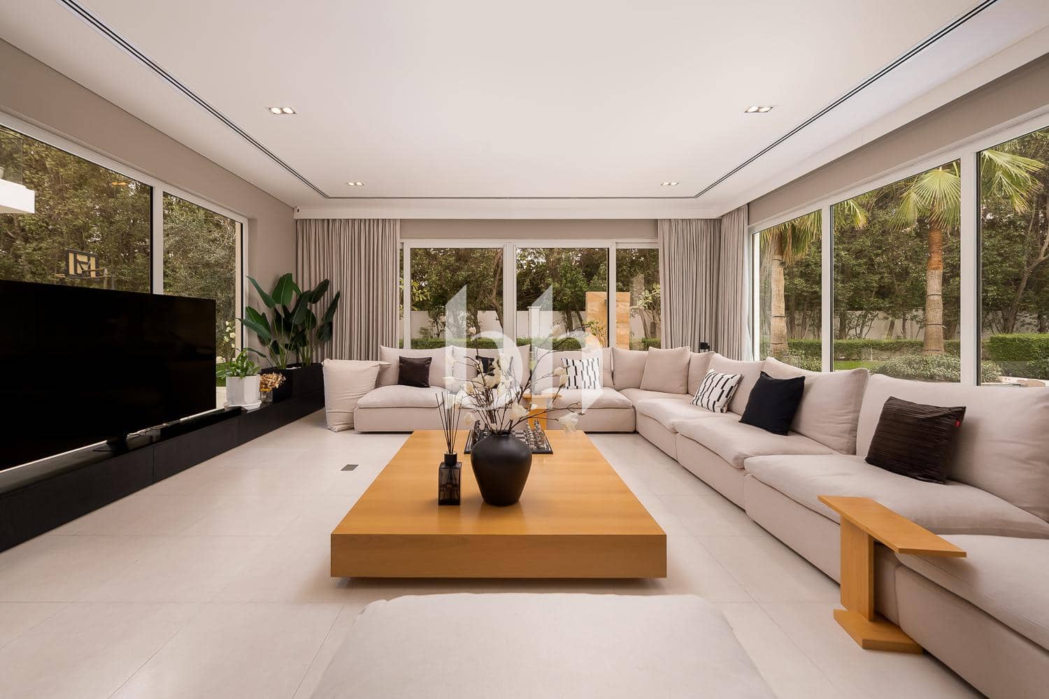 4 Bedroom Villa in The Nest - photo 1