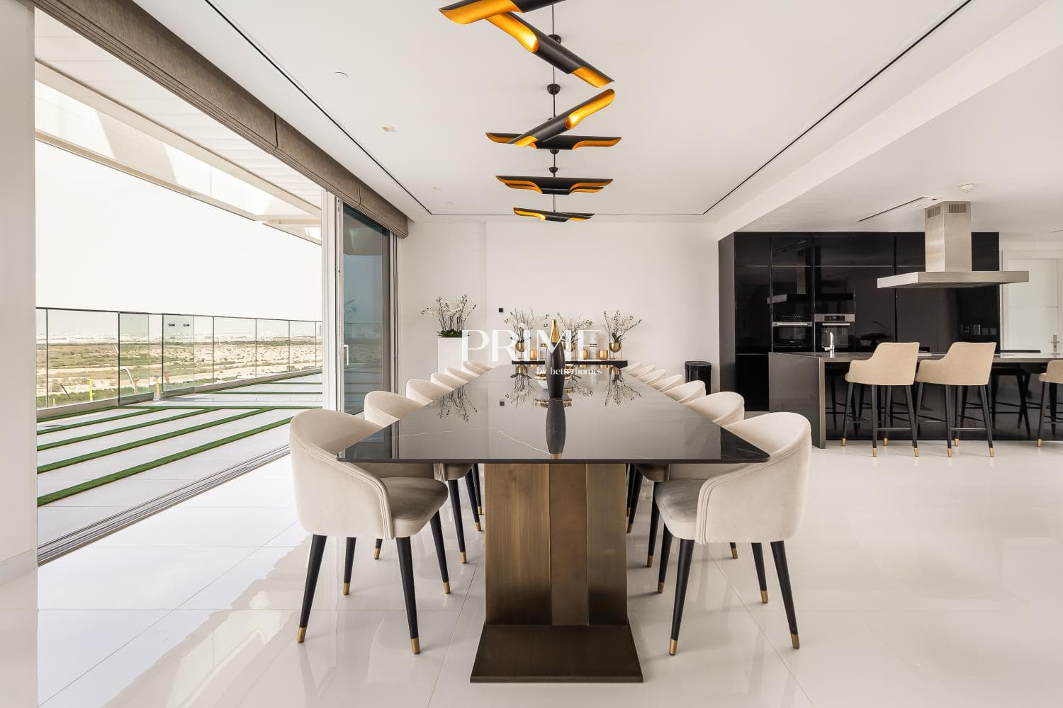 4 Bedroom Apartment in Seventh Heaven - photo 2