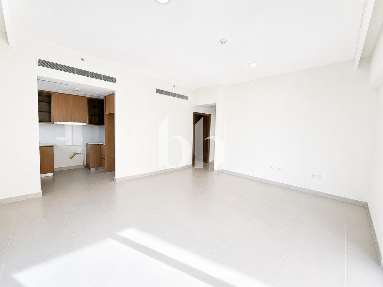 3 Bedroom Apartment in Cedar Building 4 - photo 1