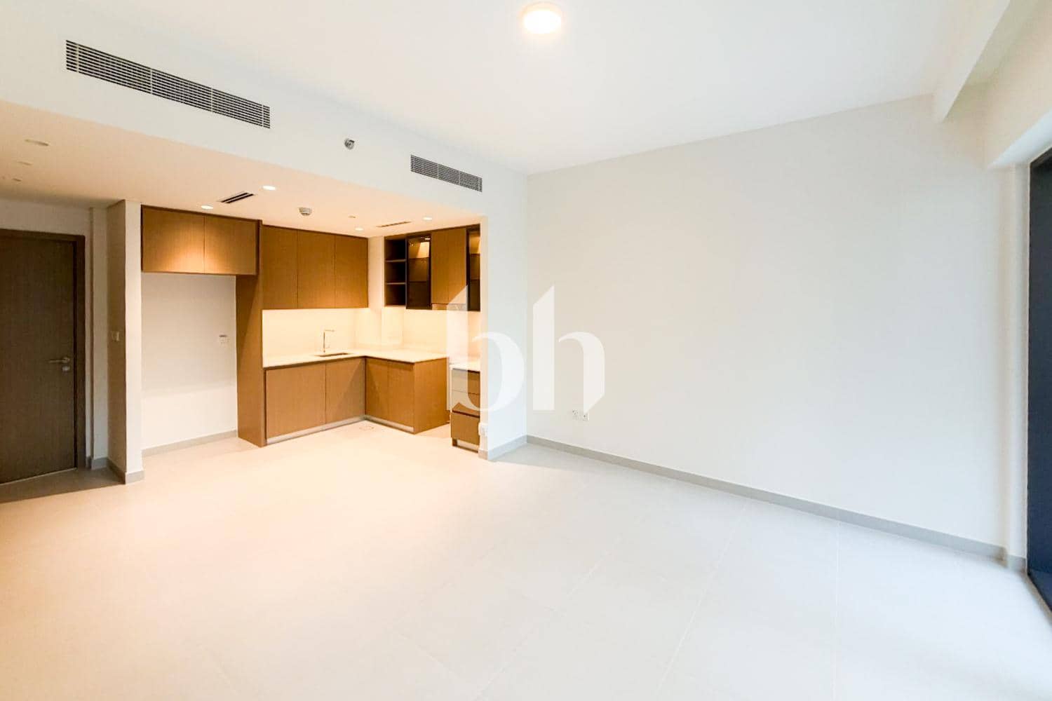 2 Bedroom Apartment in Mangrove Building 2 - photo 1