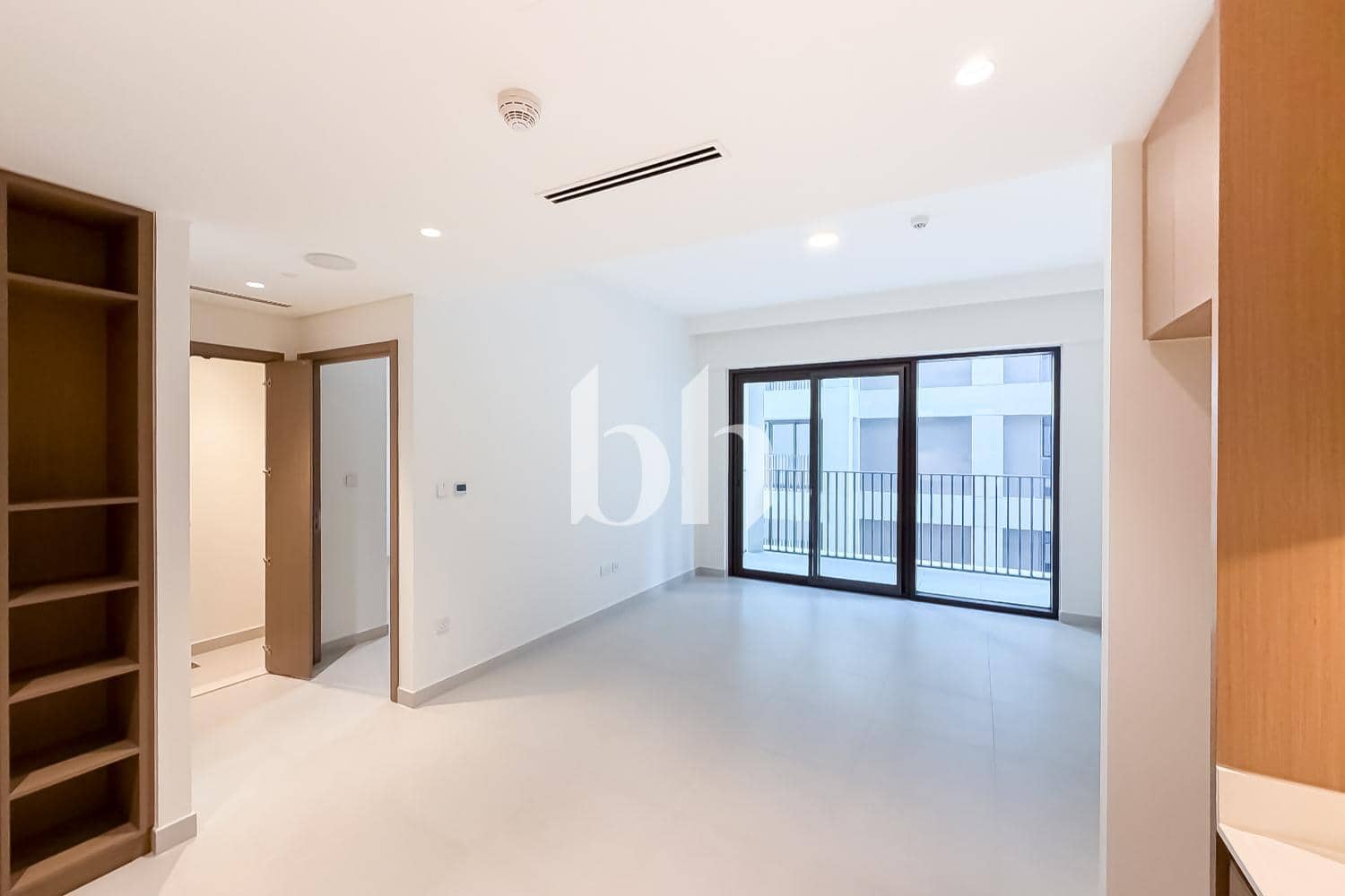 1 Bedroom Apartment in Savanna Building 2 - photo 1