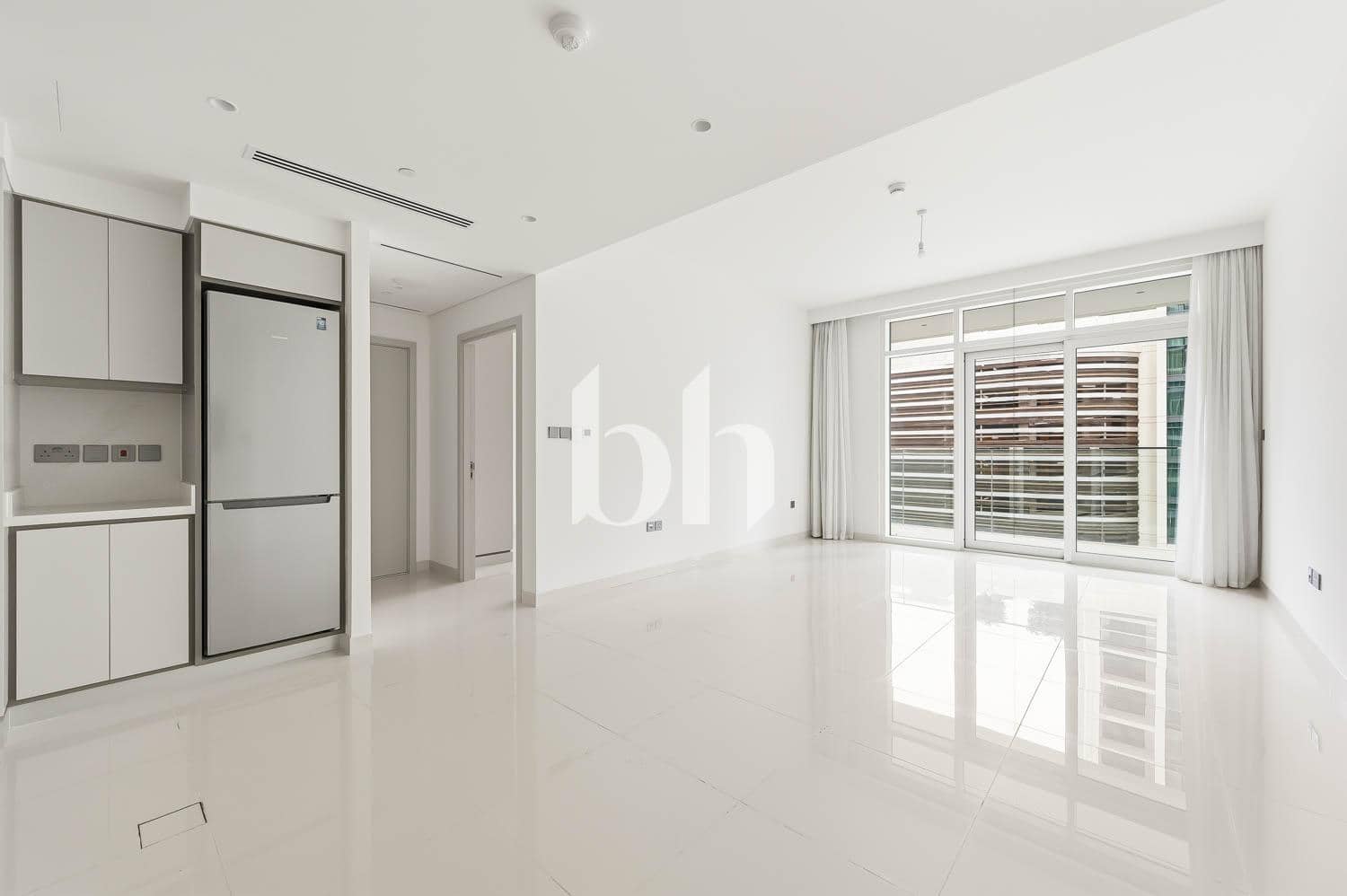 1 Bedroom Apartment in Sunrise Bay Tower 2