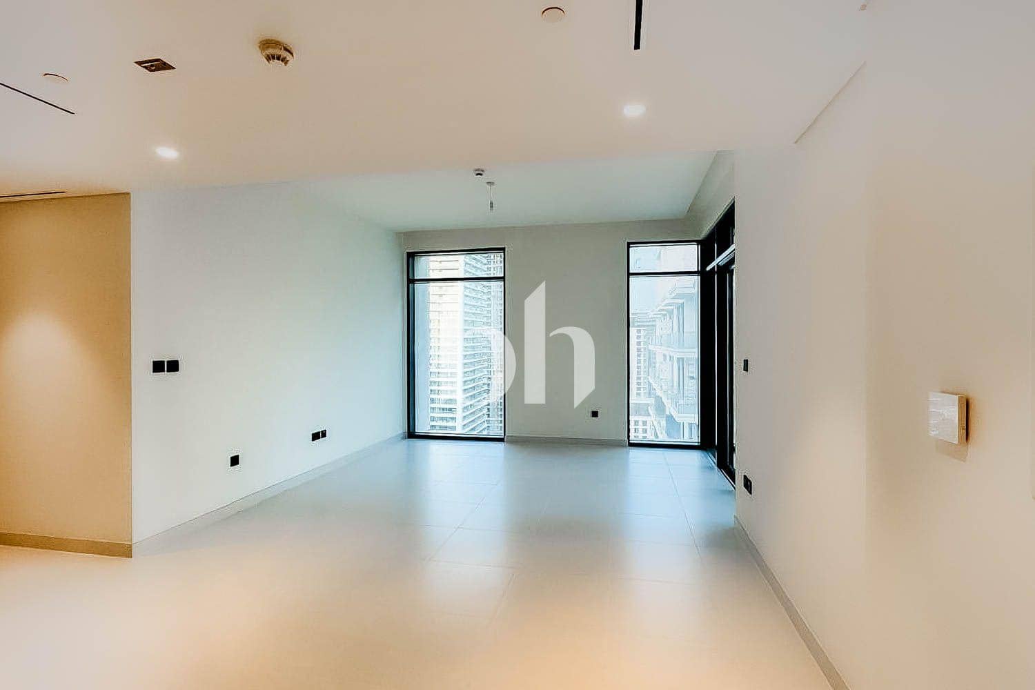 2 Bedroom Apartment in Marina Vista Tower 2 - photo 1