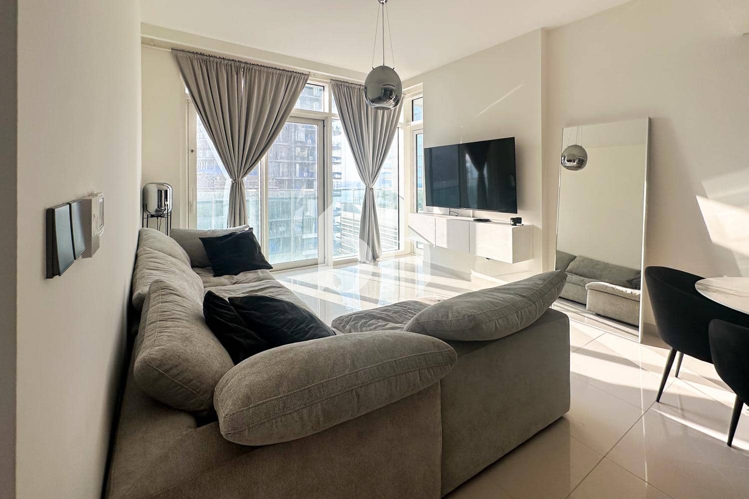 1 Bedroom Apartment in Sunrise Bay Tower 1