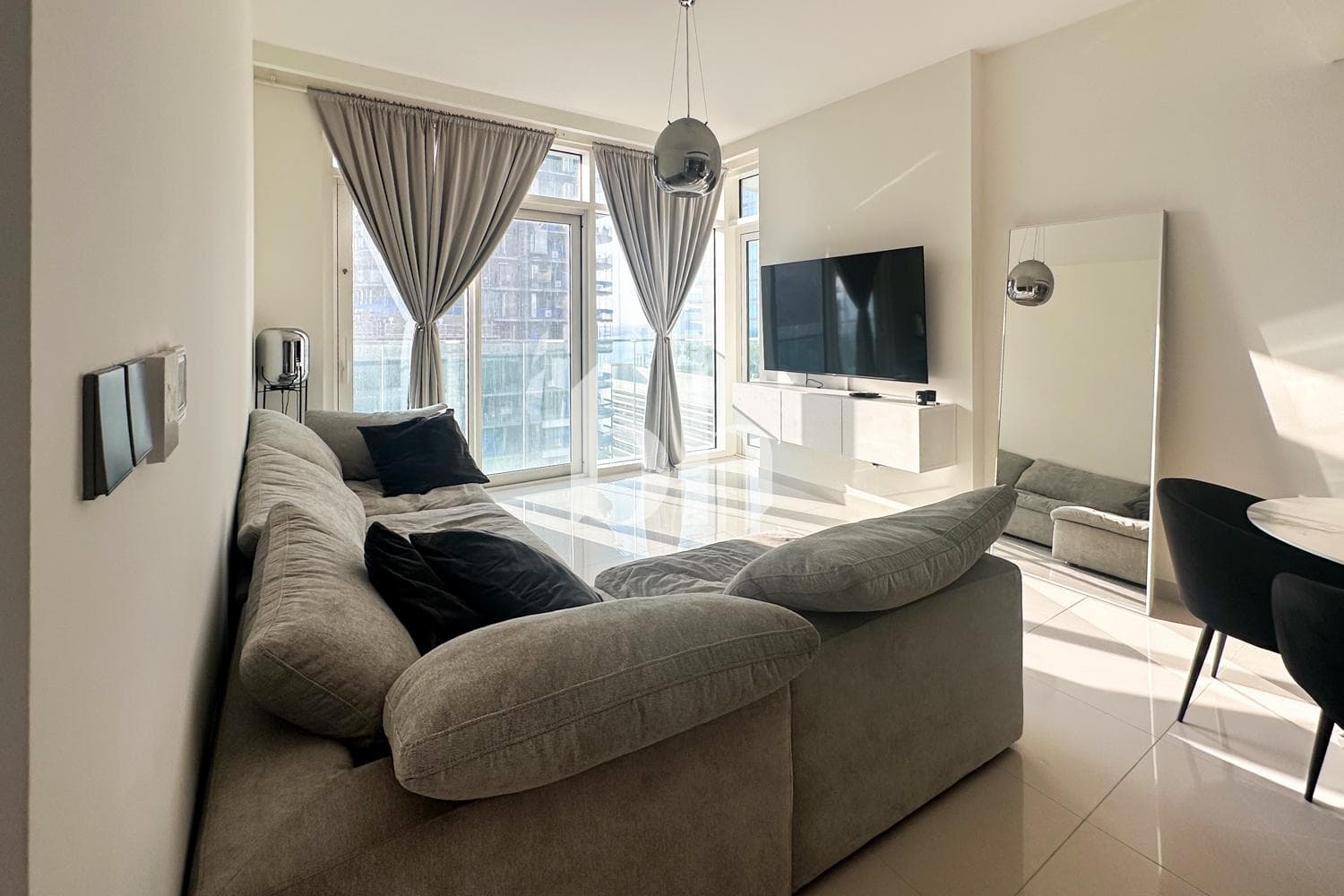 1 Bedroom Apartment in Sunrise Bay Tower 1