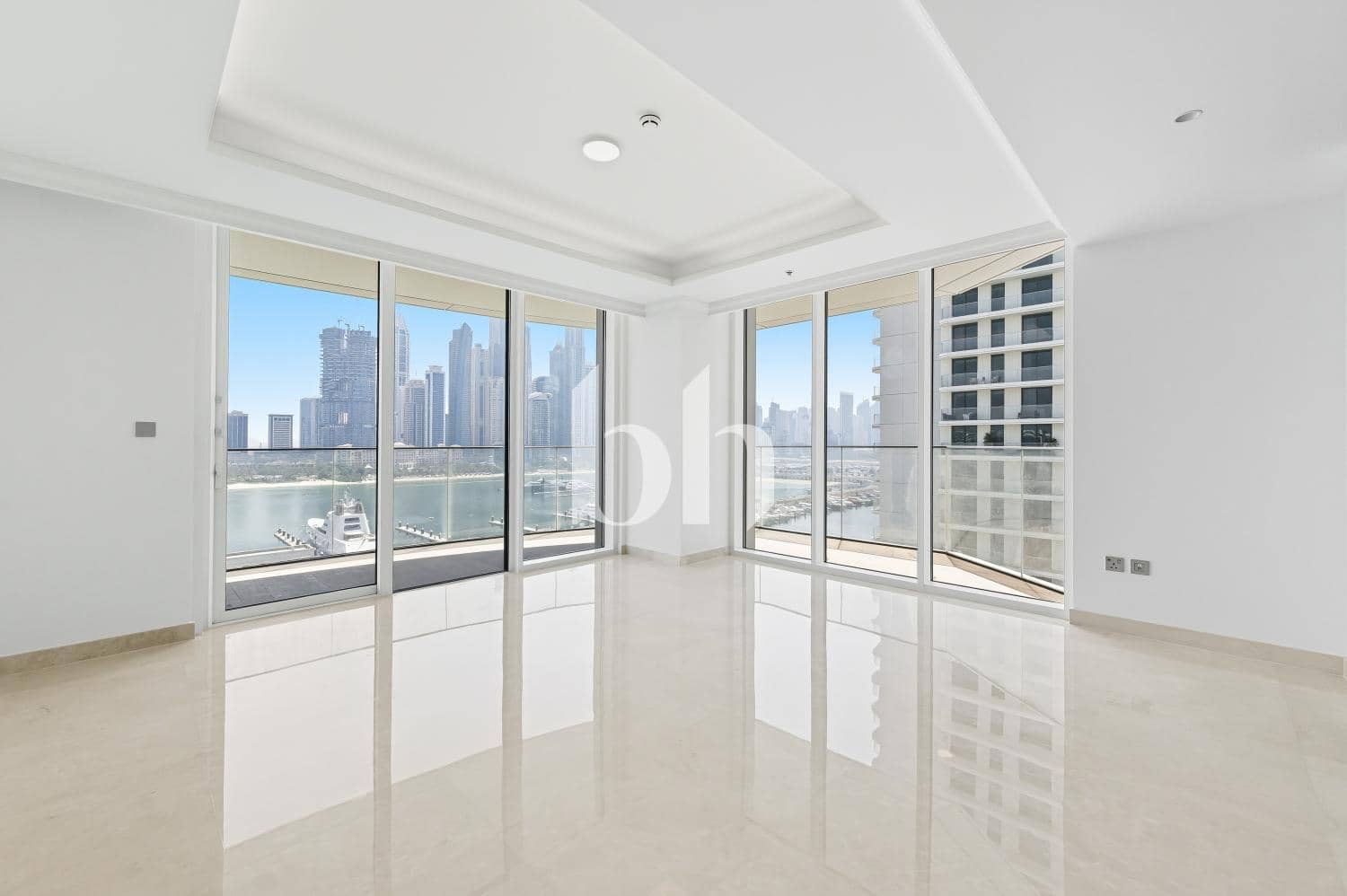 3 Bedroom Apartment in Palace Beach Residence Tower 2 - photo 1
