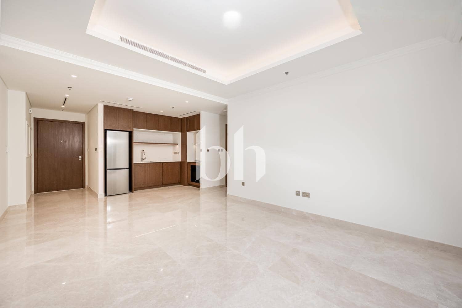 1 Bedroom Apartment in Palace Beach Residence Tower 2