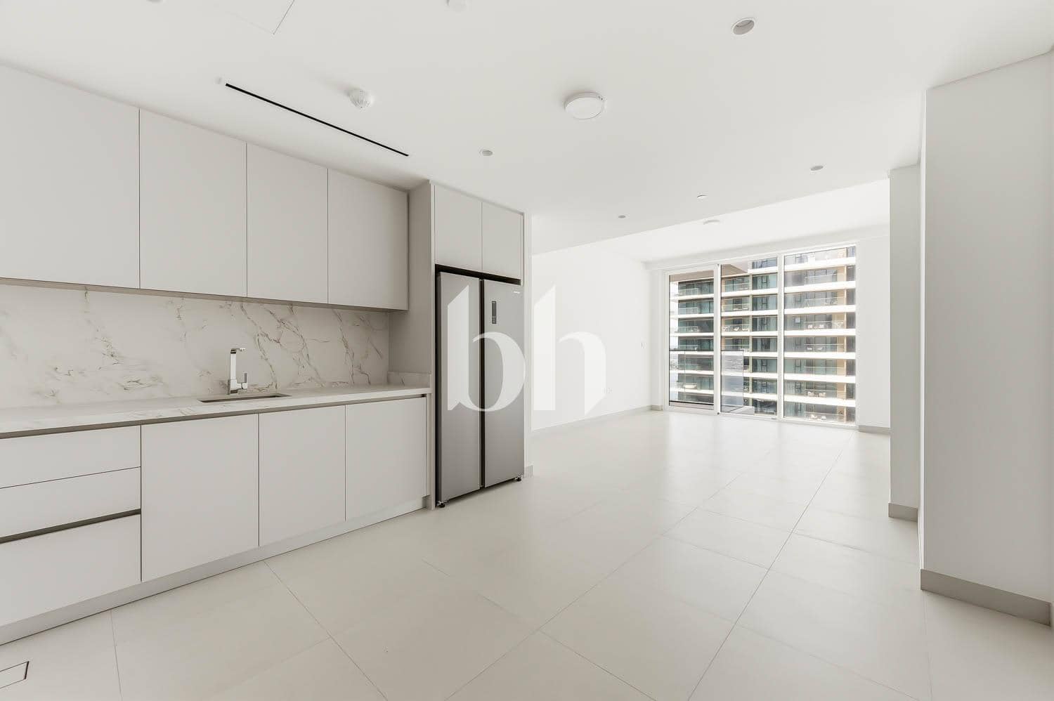 2 Bedroom Apartment in Beach Mansion Tower 2 - photo 2