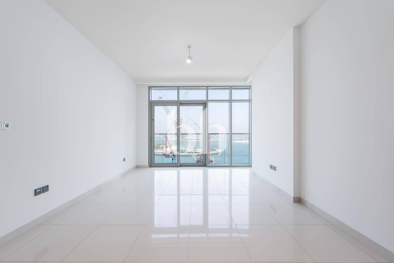 1 Bedroom Apartment in Sunrise Bay Tower 1