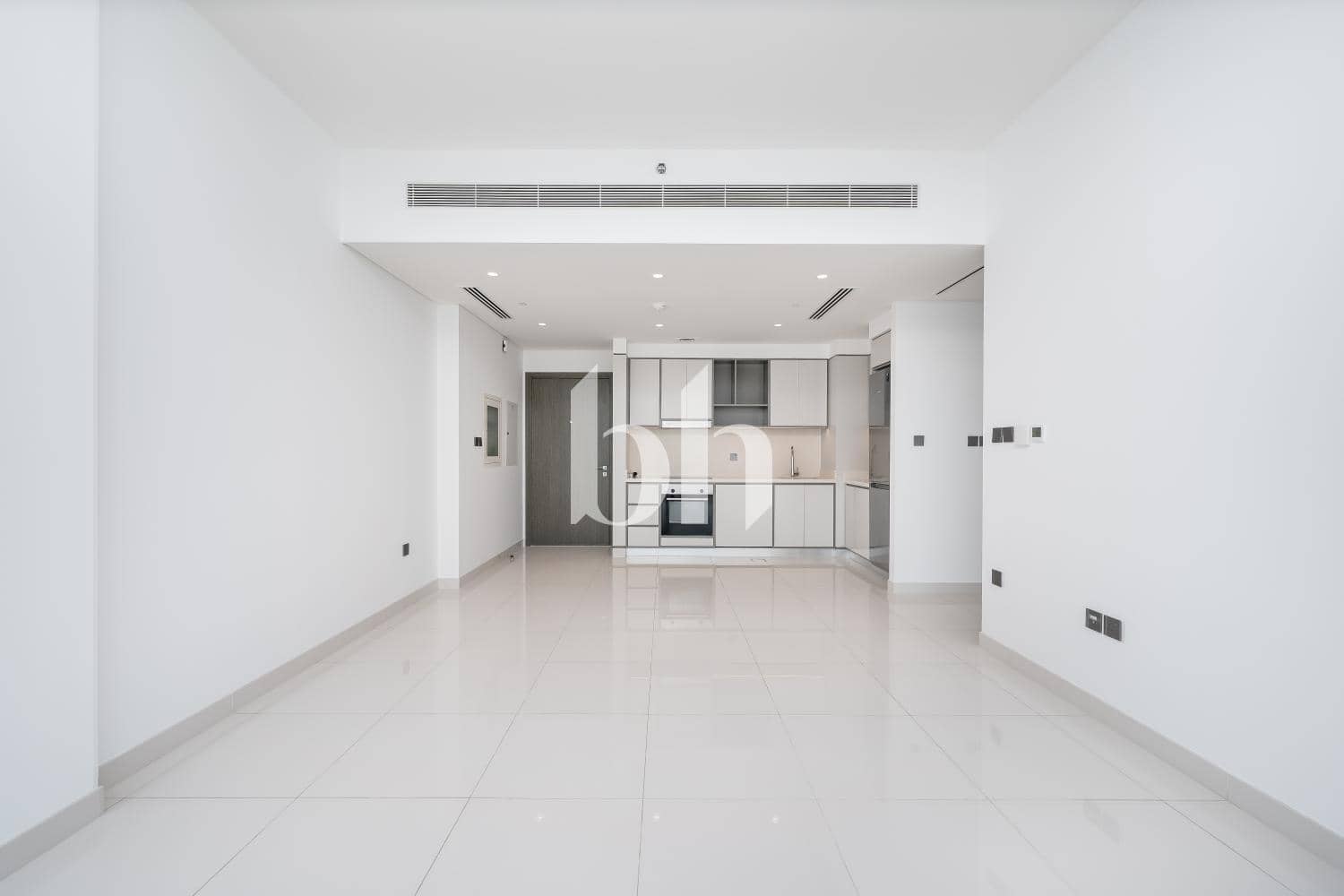1 Bedroom Apartment in Sunrise Bay Tower 1 - photo 1