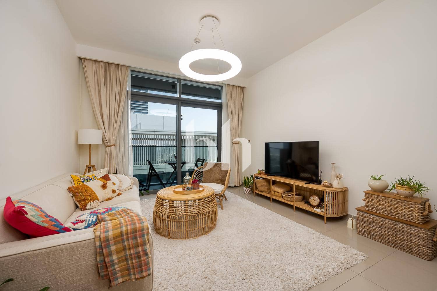 1 Bedroom Apartment in Beach Vista Tower 2 - photo 1