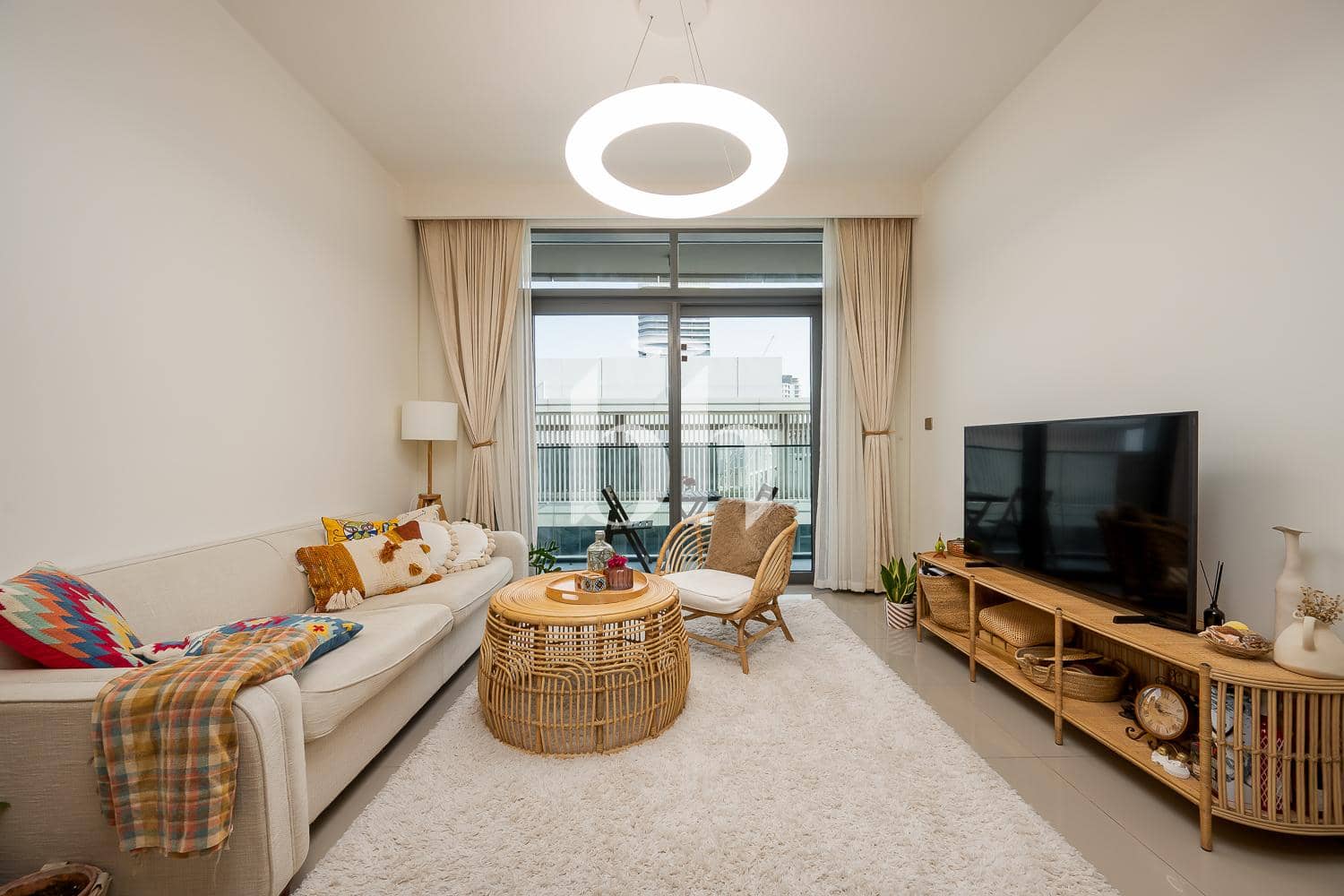 1 Bedroom Apartment in Beach Vista Tower 2