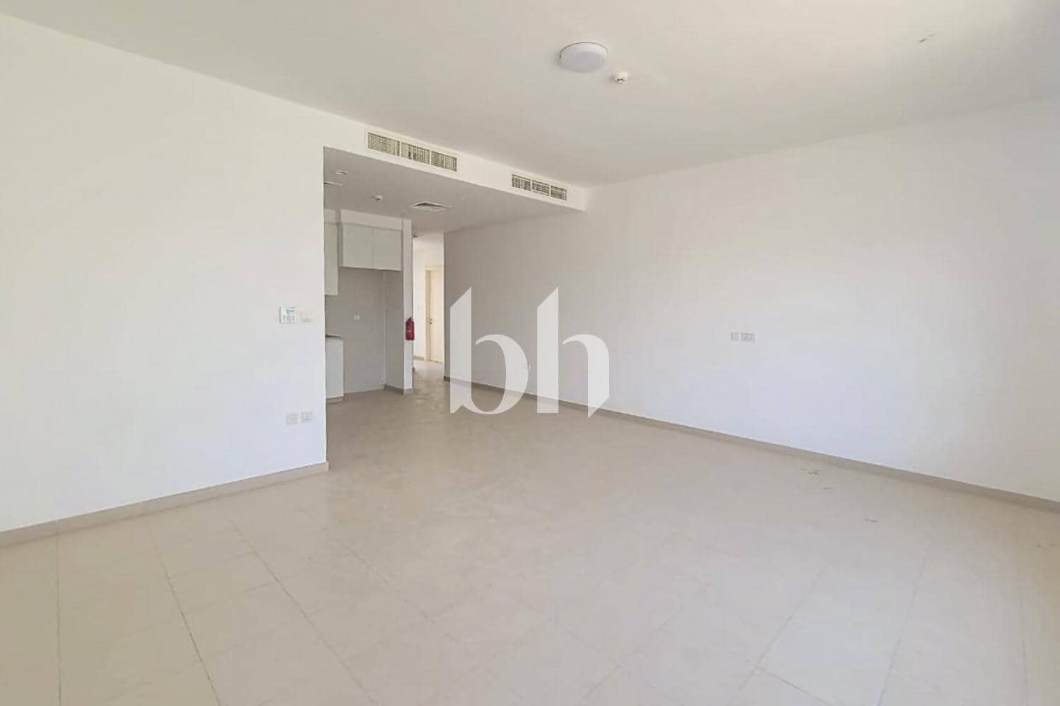 2 Bedroom Apartment in Urbana 3 Block 13 - photo 1
