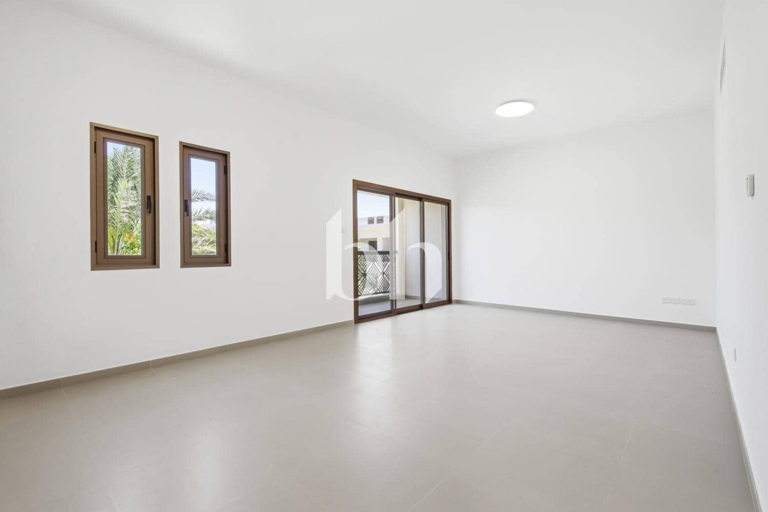 3 Bedroom Apartment in The Gardens Building 27 - photo 1
