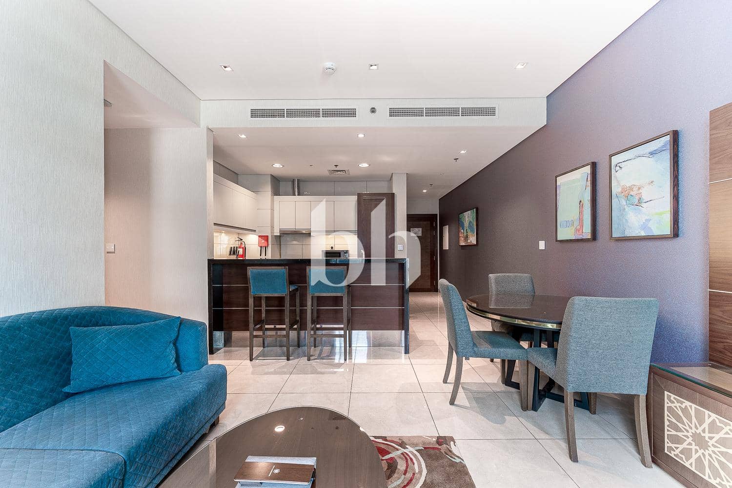 1 Bedroom Hotel Apartment in Royal Continental Suites - photo 1