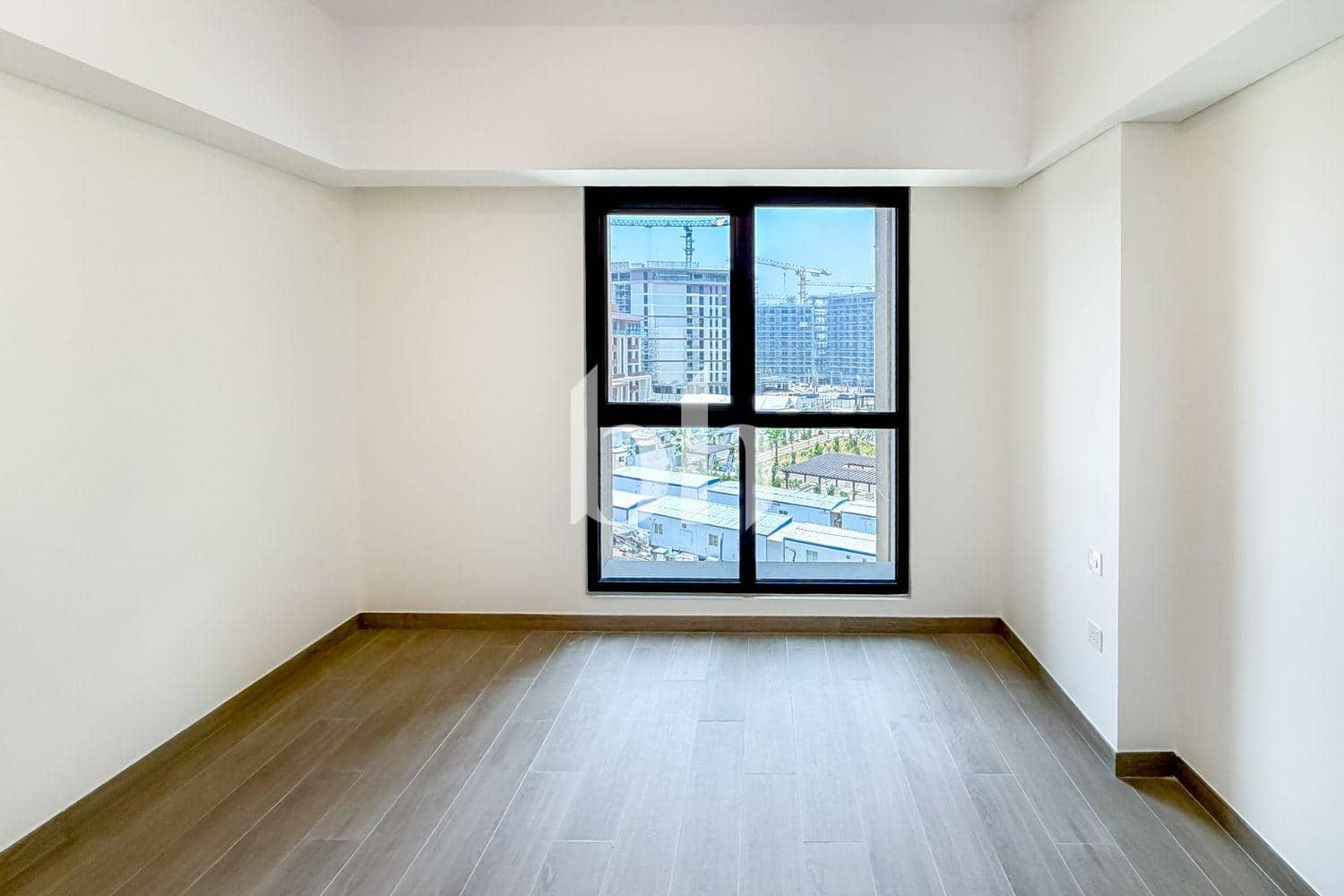 2 Bedroom Apartment in Al Jazi 4 - photo 2