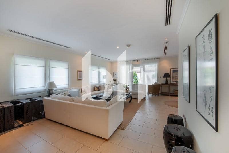 3 Bedroom Villa in District 1 Regional - photo 2