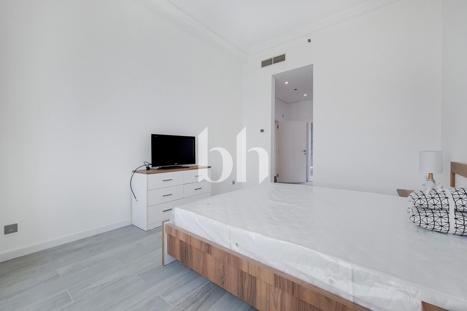 1 Bedroom Apartment in Al Nabat - photo 1