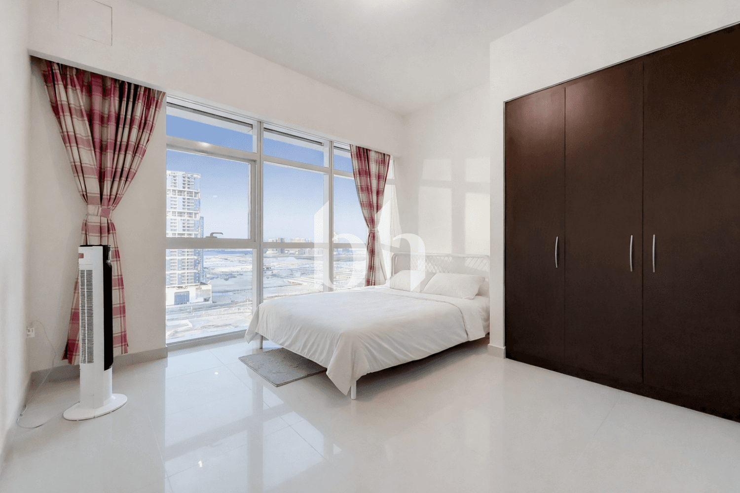 1 Bedroom Apartment in Tala Tower - photo 2