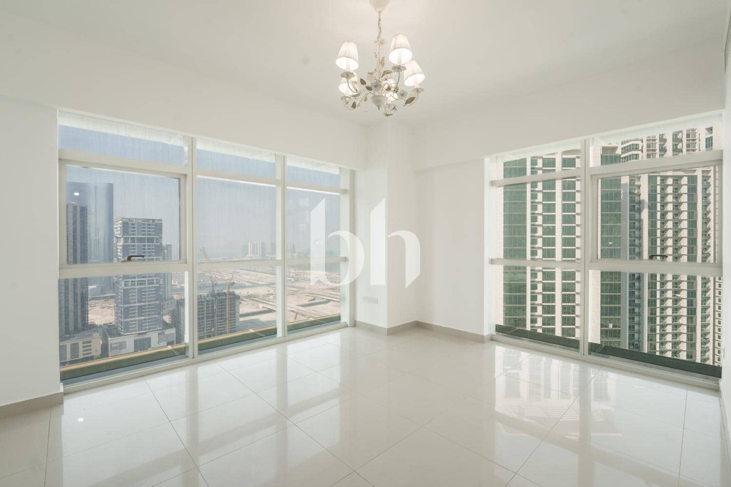 2 Bedroom Apartment in Tala Tower - photo 2