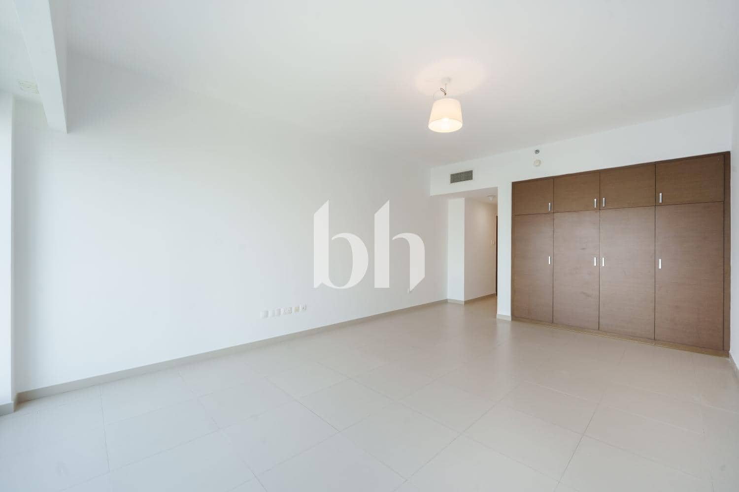 Studio Apartment in The Gate Tower 2 - photo 2