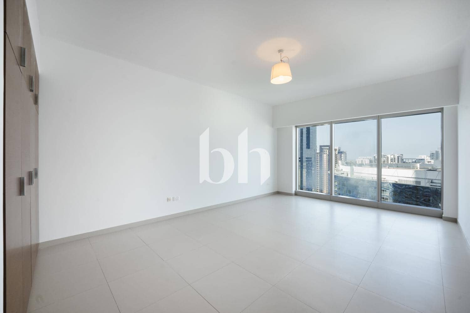 Studio Apartment in The Gate Tower 2