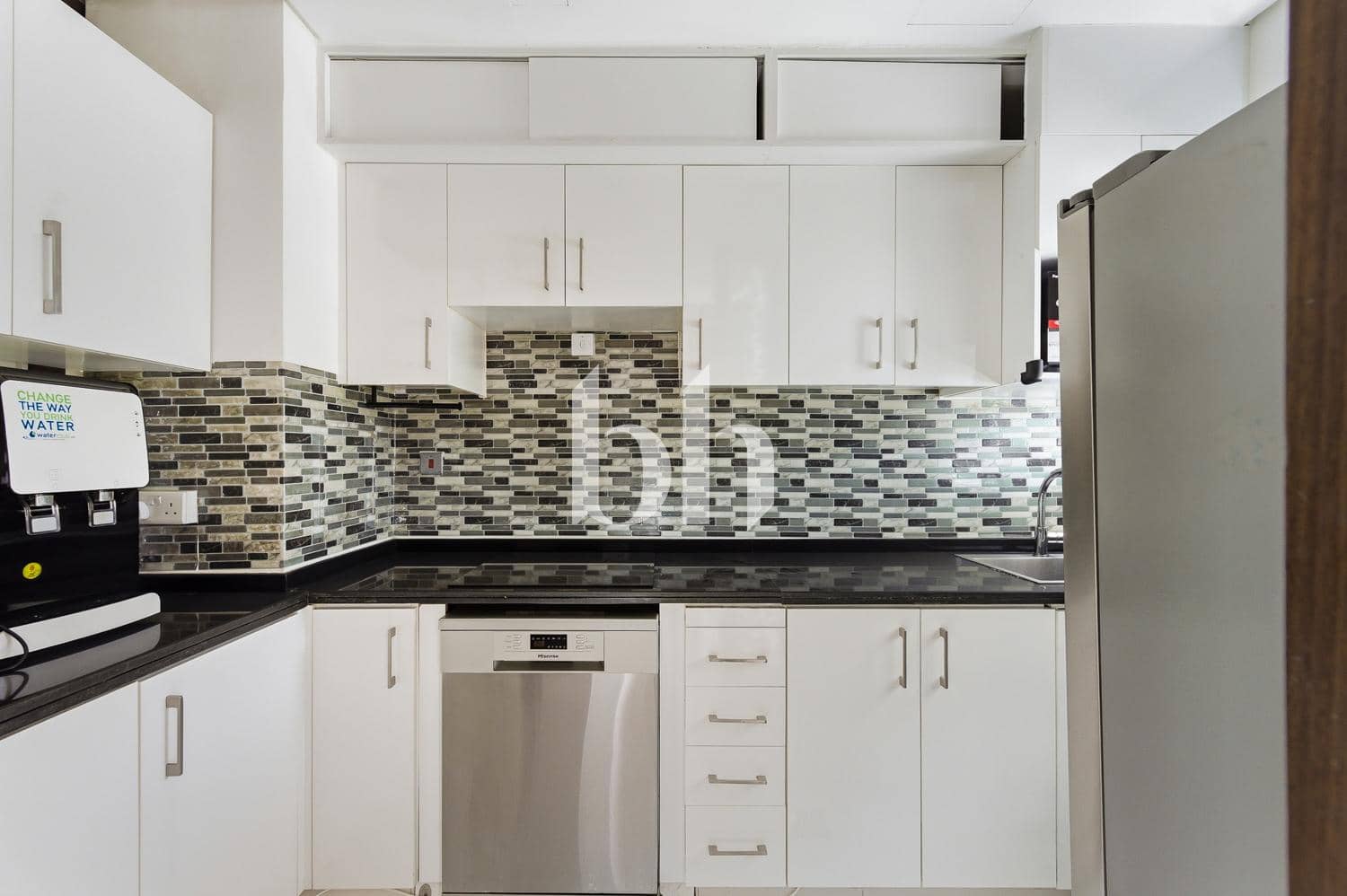 3 Bedroom Townhouse in Albizia - photo 2